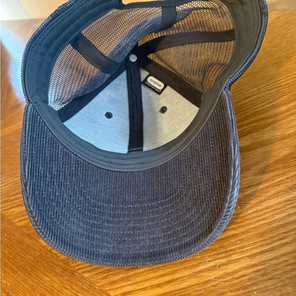Patagonia P-6 Label Lopro Untrucker Hat Forge Grey - Picture 5 of 6